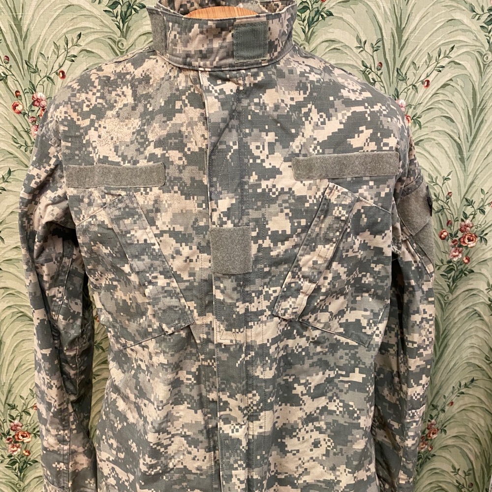 US Army field shirt